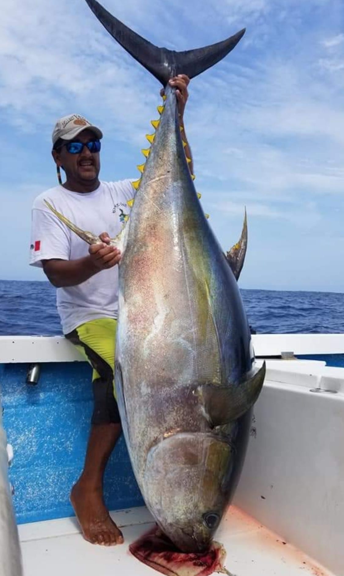 puerto vallarta tuna fishing in august